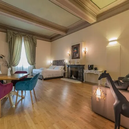 Holiday home Achillea Aldrovandi Luxury Suites *